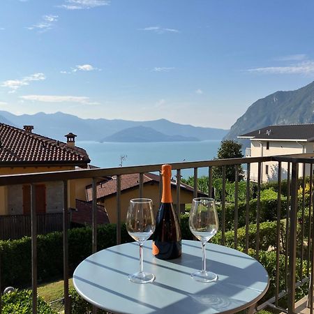 Happy Guest Apartments - Lake View And Pool Riva di Solto Eksteriør bilde